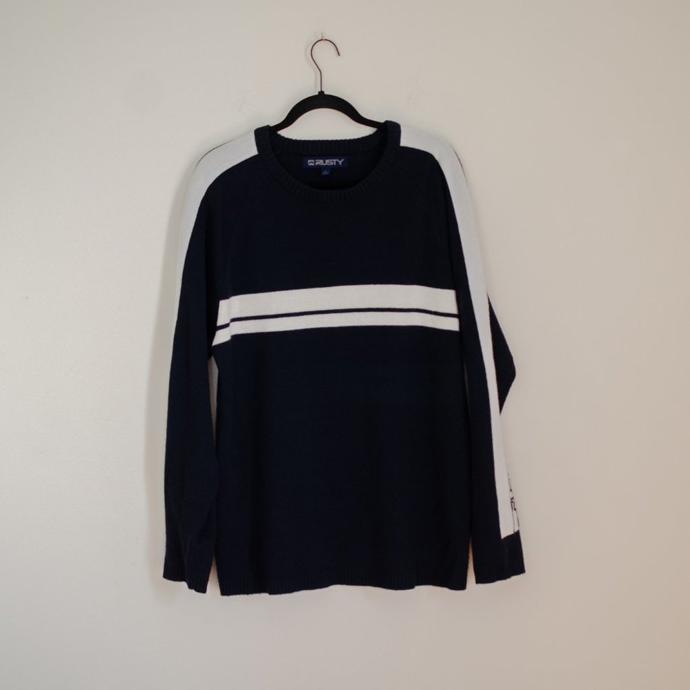 Rusty Crew Neck Black and White pullover sweater
